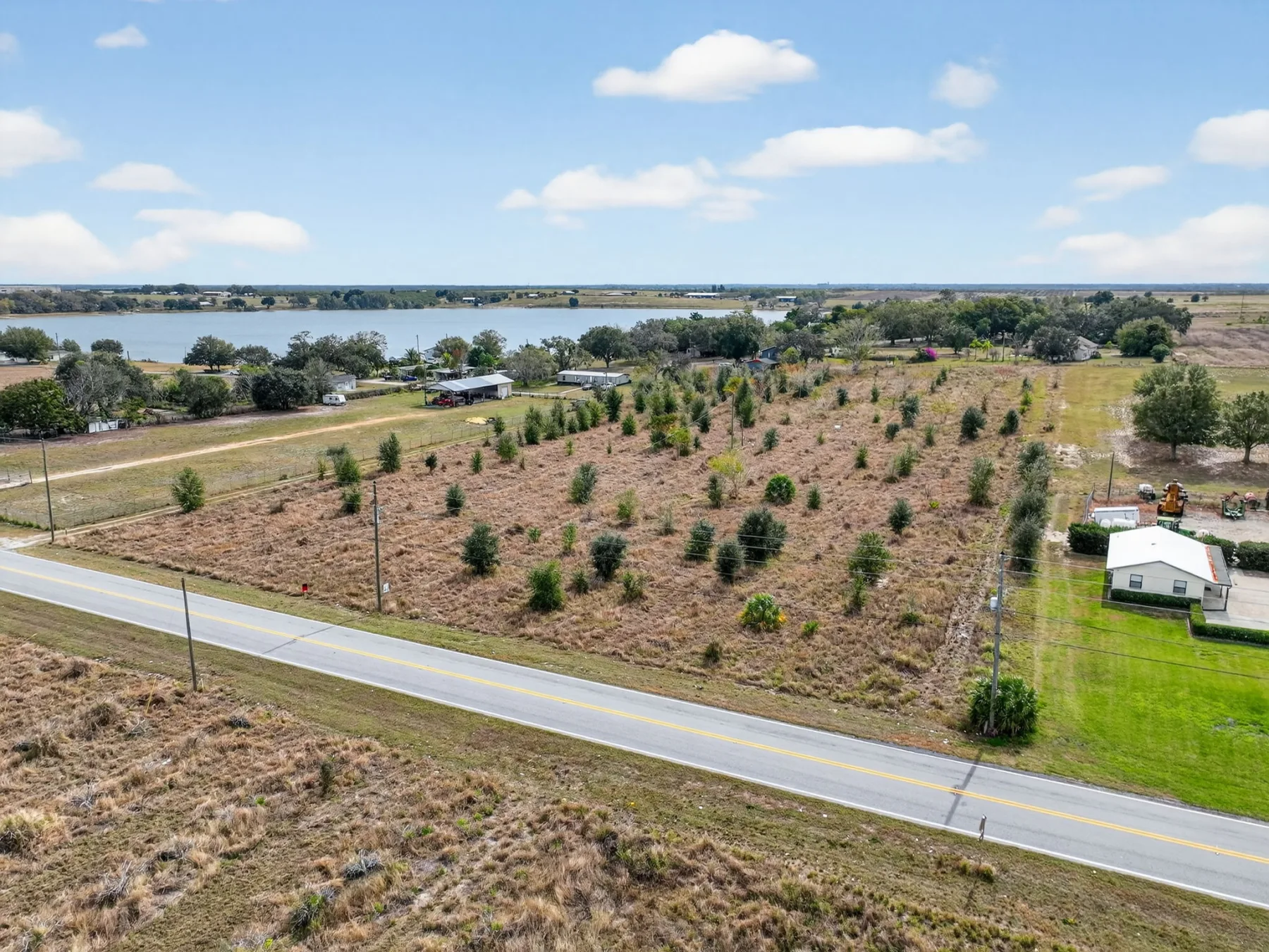 Forty Meade Rd. Frostproof, FL 33843 galería